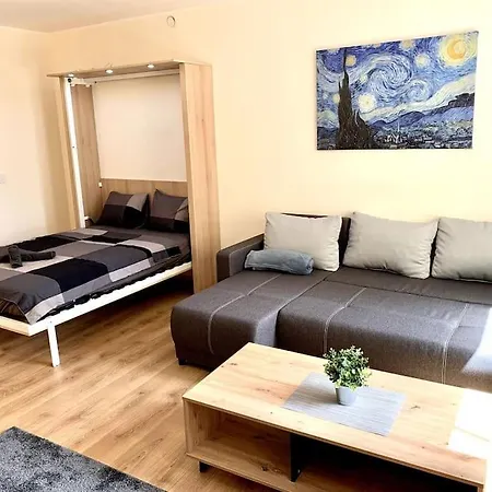 Starlight Retreat Apartment